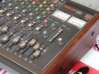table de mixage m